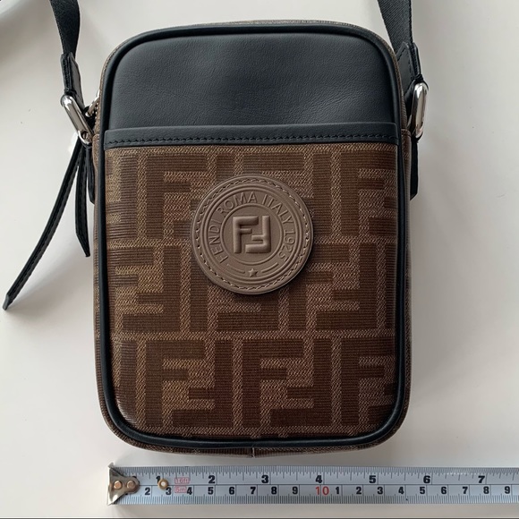 Fendi FF Crossbody Camera Bag - Picture 5 of 13